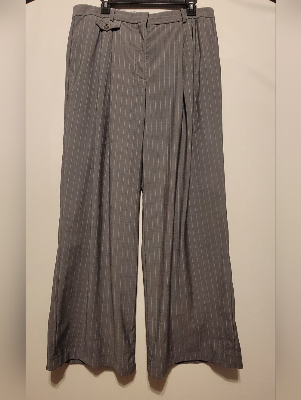 Hugo Boss  Women's Relaxed-Fit Pants Size 12